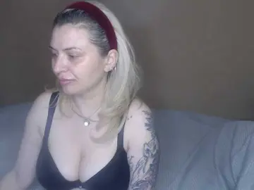 Bongacams Sex Cam of BlueIvy69