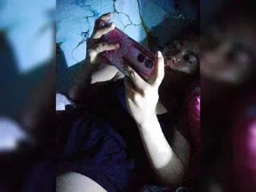 Bongacams Sex Cam of XXhornywetprincess99XX
