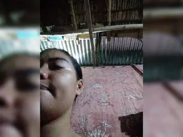 Bongacams Sex Cam of XXhornywetprincess99XX