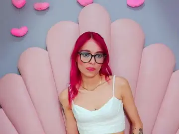 Bongacams Sex Cam of LUCYMILLER