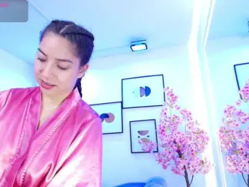 Bongacams Live Sex Cam of Ema-louisx
