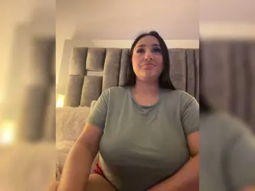 Bongacams Watch Live Sex Cams of IrisEvans