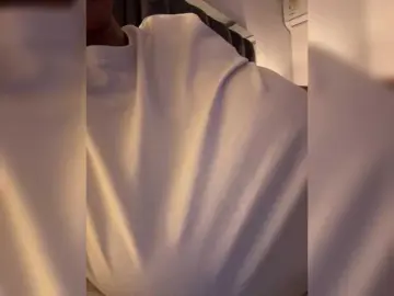 Bongacams Free Porn Cam of IrisEvans