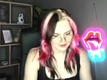 Bongacams Adult Webcam of SweetLilyxo