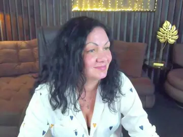 Bongacams Best live sex cam show of IrissMoon