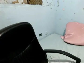 Bongacams Nude Webcam of squirtbbw
