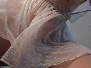 Bongacams Nude Webcam of PaulinaBelush