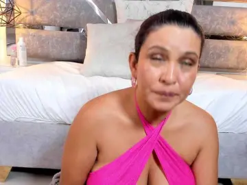 Bongacams Free Live Porn of Slut-Milf