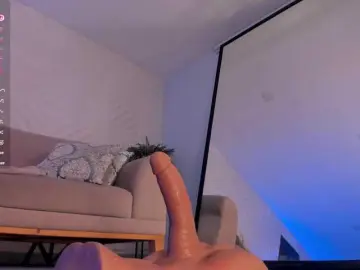 Bongacams Free Live Porn of RoxanneHill