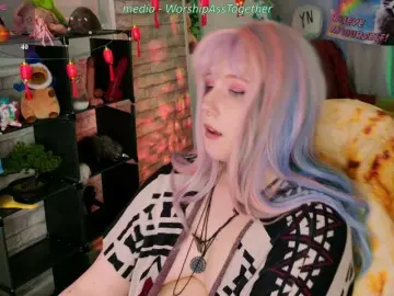 Bongacams Free Porn Cam of candy-yeah