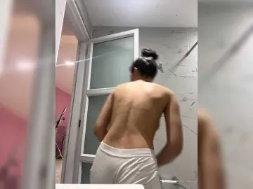 Bongacams Free Live Porn of LeiaStone