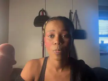Bongacams Nude Webcam of SexyBaddie