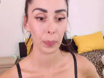 Bongacams Free Porn Cam of ValeriaFoxx