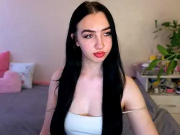 Bongacams Free Porn Cam of WildKittenX