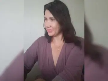 Bongacams Watch Live Sex Cams of RoxySexy