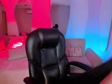 Bongacams Watch Live Sex Cams of BellaCarteer
