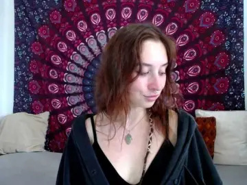 Bongacams Nude Webcam of AdalynFlirt