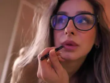 Bongacams Best live sex cam show of MaddieBryggs