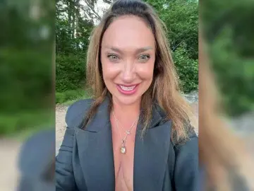 Bongacams Free Porn Cam of Stella888