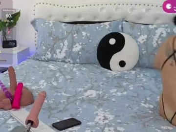 Bongacams Free Live Porn of Violet888