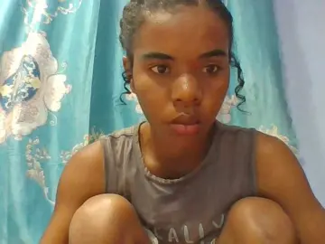 Bongacams Free Live Porn of Emelie1a