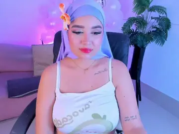 Bongacams Nude Webcam of Jazmin-Kitana