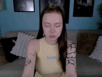 Bongacams Free Porn Cam of DragonFlya