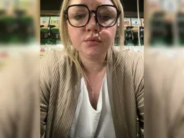 Bongacams Live Sex Cam of KiraMalina