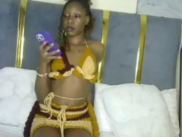 Bongacams Free Porn Cam of Tashypretty