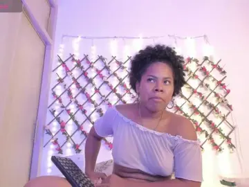 Bongacams Sex Cam of naughtyebonyy