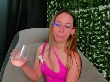 Bongacams Adult Webcams of NicoleIris