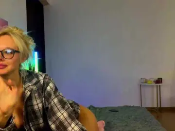 Bongacams Live Porn of SweetMi333