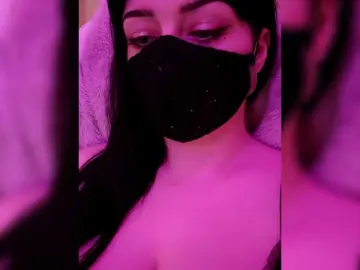 Bongacams Sex Cam of YennSI