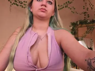 Bongacams Adult Webcam of EmmaBuns