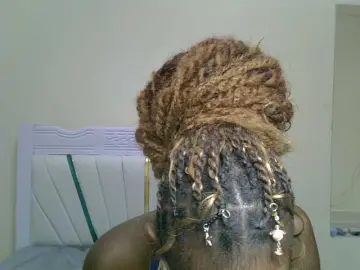 Bongacams Best Webcam of PetiteNoir