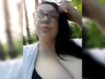 Bongacams Sex Cam of ViktoryDimond