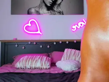 Bongacams Watch Live Sex Cams of babybluesin