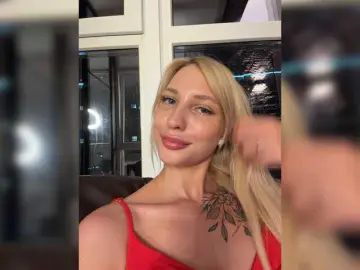 Bongacams Adult Video Chat of EwaBrown