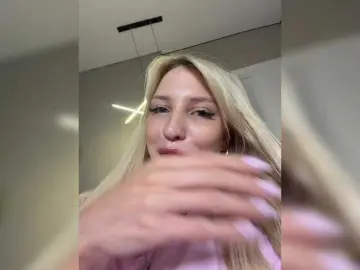 Bongacams Best live sex cam show of EwaBrown