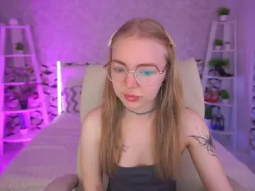 Bongacams Nude Webcam of EmilySunShine