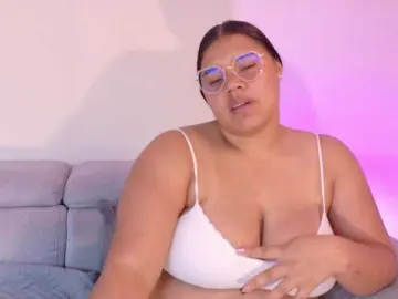 Bongacams Live Porn of Layla-Hot