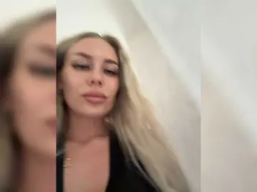 Bongacams Live Sex Cam of Lovensesgirl