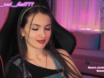 Bongacams Sex Cam of Supergirl7771