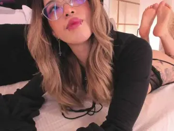 Bongacams Live Sex of CrystalRose1