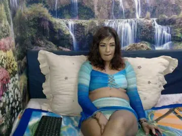 Bongacams Watch Live Sex Cams of indianaqua