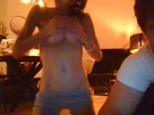 Cam4 Free Live Porn of Roosjazzy