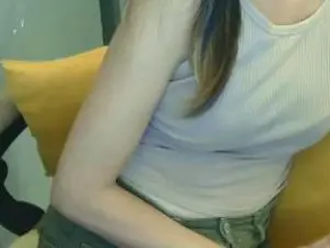 Cam4 Free Live Porn of SkinLite