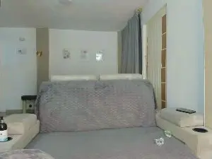 Cam4 Live Porn of DulceRomance