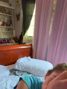 Cam4 Live Sex Cam of SaraLaw22