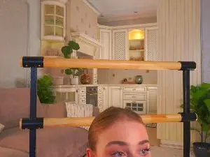 Cam4 Free Live Porn of LilianHathaway
